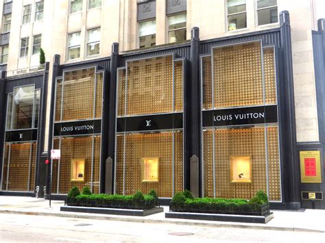 louis vuitton michigan.